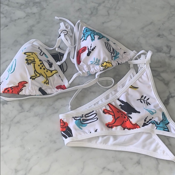 Other - NWT. Dinosaur bathing suit 👙